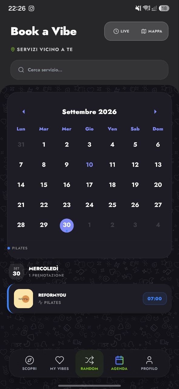L'app Book a Vibe: i servizi vicino a te raggruppati per categoria, con valutazione e distanza.